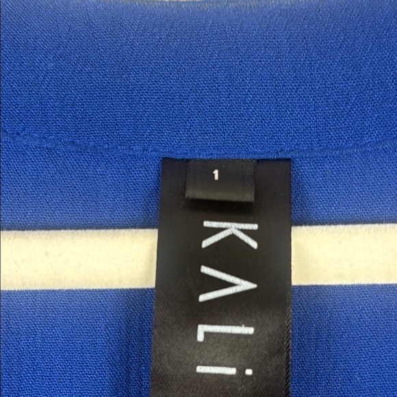 Kaliyana Cobalt Blue Short Kimono with Waterfall Hem and Draped Sleeves Size 1 - Picture 4 of 11